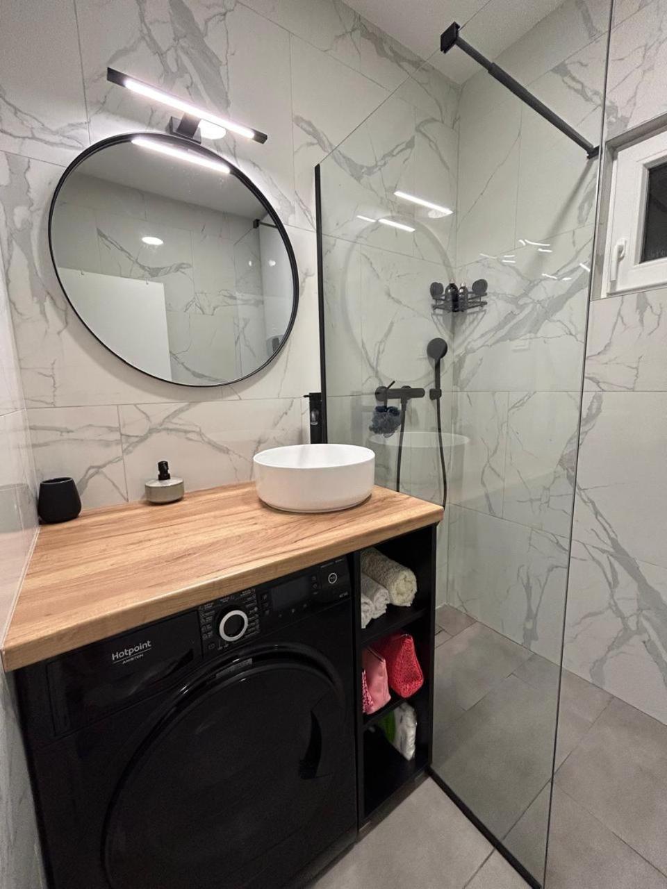 Tak Apartment