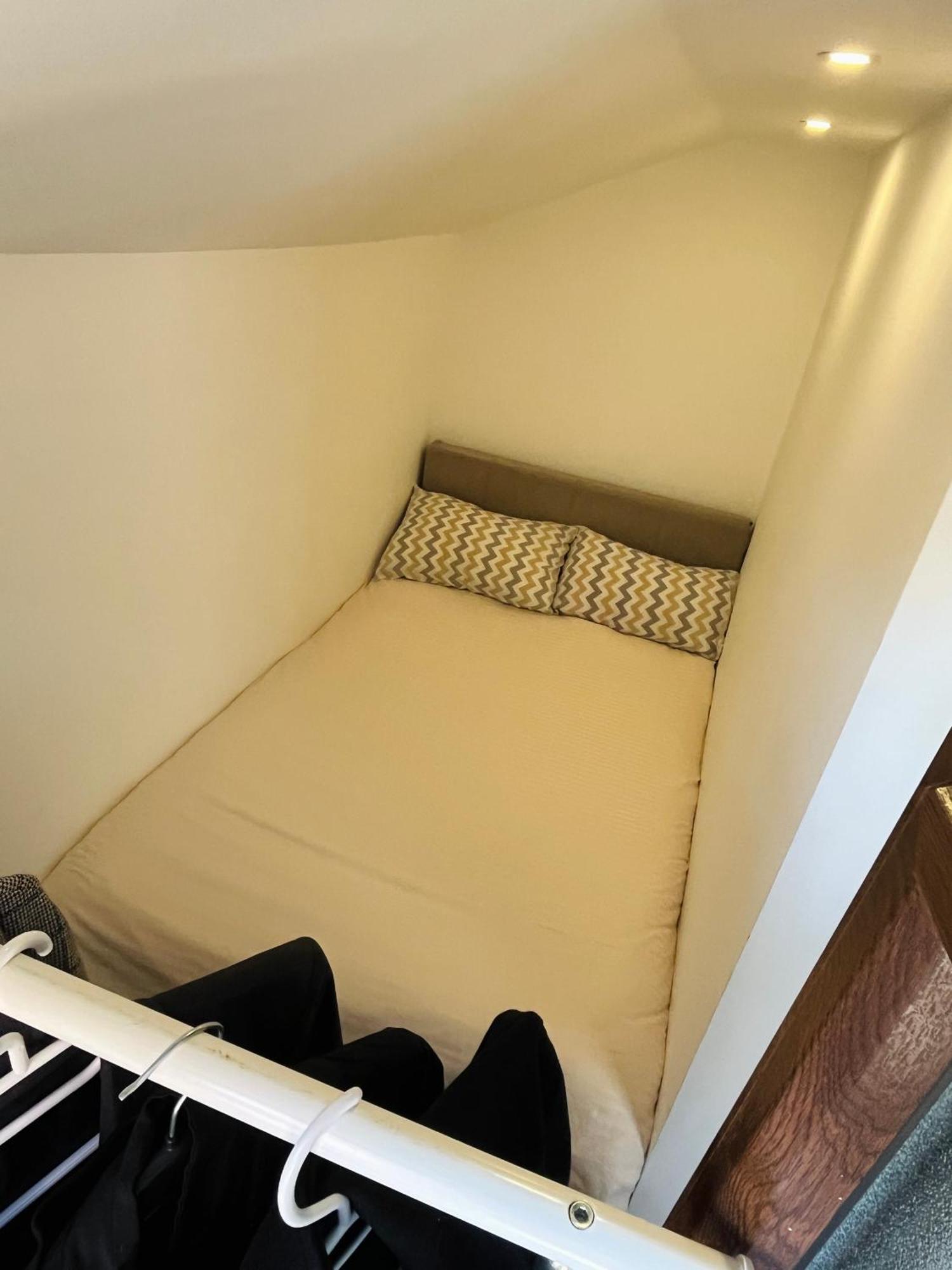 Tak Apartment